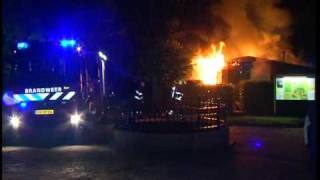 Caravan uitgebrand op Camping Vredenburg in B op Zoom [upl. by Jacobina]