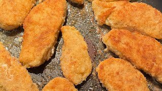 Hähnchenschnitzel mit überbackenen Brokkoli und Käse foodblogeats [upl. by Nodnerb579]