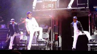 Justin Bieber quotRunaway Lovequot chair dance Stuhltanz Live in Berlin 02042011 [upl. by Lexy]