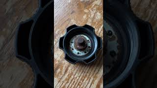 Suzuki DRZ 400E Fuel cap UPDATE [upl. by Arimak234]