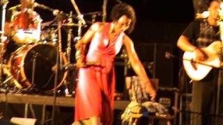 Lura  Mbem Di Fora  Ive Come From Far Away live in Hertme [upl. by Yaakov]