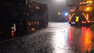 Unwetter NRW 2023  Starkregen bei LKW Bergung  Bierlaster in Dortmund umgekippt  B54 dicht [upl. by Rheta]