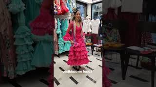 Vestidazo de flamenca en fucsia💗trajesdeflamenca modaflamenca lolaazahares trajedeflamenca [upl. by Essa]