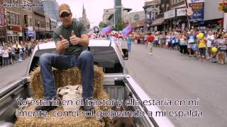 Farmers Daughter  Rodney Atkins Subtitulada al Español [upl. by Naneik]