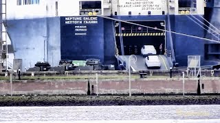 Autotransporter NEPTUNE GALENE lädt KFZ RoRo car carrier charges vehicles SVBX5 IMO 9668491 BJ 2014 [upl. by Luciana]