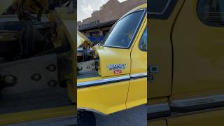 YELLOW BRONCO RANGER XLT ford fordbronco sundayfunday [upl. by Lindberg150]