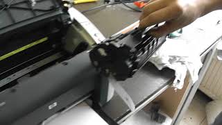 HP LaserJet 1010 toner cseréje a Patronbirodalom segítségével [upl. by Ahsenhoj566]