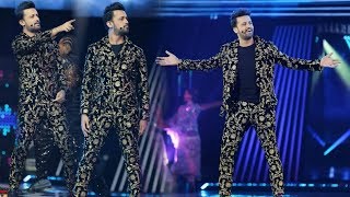 Atif Aslam Full Performance  Hum Awards 2018  Dil Diyan Gallan  O saathi  Hoor  Pehli Dafa [upl. by Enilorak862]