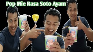 Makan Pop Mie Rasa Soto Ayam [upl. by Arabele]