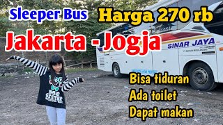 Naik sleeper bus jakarta jogja sinarjaya lebakbulus giwangan [upl. by Sardella]