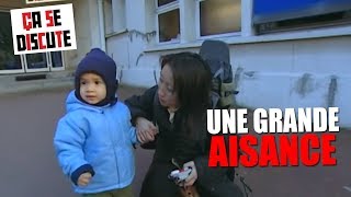 Aveugles  ils éduquent leur enfant voyant  Ça se discute [upl. by Connie470]