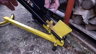 Have a log burner but finding your Logs too big to fit in Review of a log splitter [upl. by Conall]