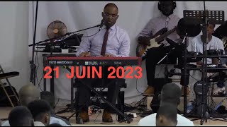 CÉLÉBRATION DE DIEU PAR LA MUSIQUE AVEC FR JULES KAYEMBE À ROC SÉCULAIRE TABERNACLE [upl. by Marfe]