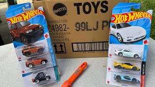 Lamley Unboxing Hot Wheels 2024 J Case [upl. by Anaitak]