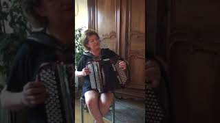 Bella Ciao joué à laccordéon par Danielle Pauly [upl. by Ij]