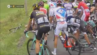 Tour de France 2017  Chris Anker er i hopla og styrt [upl. by Dwan]