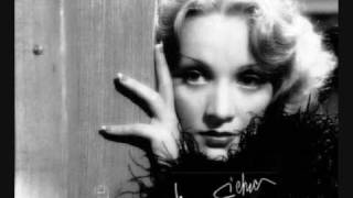 MARLENE DIETRICH 1930 sings Icg bin von Kopf bis Fuss auf Lieb Eingestellt [upl. by Naujej]