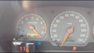 Volvo V40 1005hp 339kmh Standing Mile Run 2017 FWD Record [upl. by Amalberga]