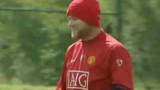 Michael Owens 1st Training Session At Old Trafford 100709 [upl. by Mic]