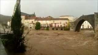 Inondations Saint Affrique  La Sorgues en crue  28112014 [upl. by Ursas]