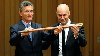 Macri le entregó el bastón de mando a Rodríguez Larreta nuevo jefe de gobierno porteño [upl. by Ferullo]