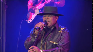 Kanda Bongo Man  Billi Live At Emperors [upl. by Eixid572]