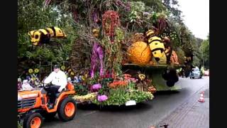 Bloemencorso 2009 Eelde [upl. by Llebpmac500]