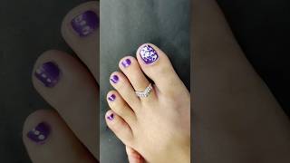 Toe nailart hack with safty pin nailart shorts nailartdesigns youtubeshorts toenailart [upl. by Margarette841]