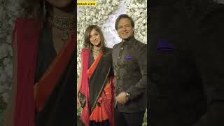 vivek oberoi with his wife vivekoberoi wollywood shortfeed shortsfeed youtubeshortsytshorts [upl. by Lantha]