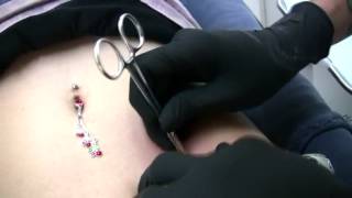 Piercing de Cadera y Ombligo 4 [upl. by Bunns]