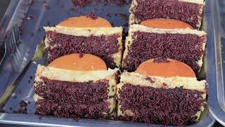 KUE PUKIS Chocolate Cheese Cakes Dessert  MustTry Street Foods in Indonesia for Budget Dining [upl. by Angadreme]