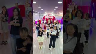 APT Dance Challenge  Lớp Tiktok thầy Quàng Gia Huy  Follow thầy để xem nhiều Clip học nhảy hơn nhé [upl. by Htebirol280]