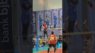 DUEL SENGIT RIVAN FT FARHAN VS KEITA FT OKELLO volitarkam volleyball voligarut proliga [upl. by Suilenrac]