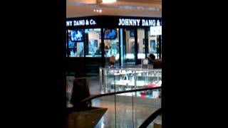 TVJohnny jewelry store getting robbed in Galleria [upl. by Ys]