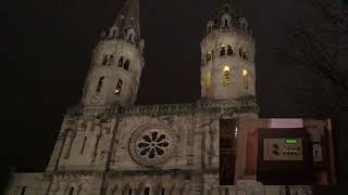 Carillon  volée des cloches pour Noël église St Pierre de Mâcon 21h45 [upl. by Morganstein76]