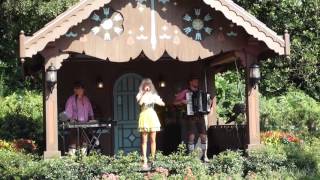 Margret Almer amp the Bavarian Show Band  Yodeling  The German Pavilion EPCOT [upl. by Kermit]