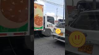 Video se sacrificó para que su compañero se volara de las autoridades en Ibagué [upl. by Anos]