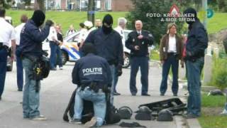 Arrestatieteam op Nijverheidsweg in Mijdrecht [upl. by Kobe]