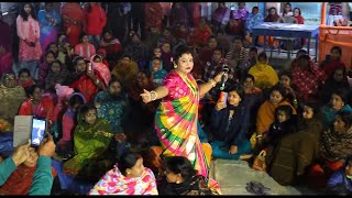 দর্শকের মধ্যে কিভাবে নাচল  স্মৃতিকনা রায়  Smritikana Roy  Smritikana Roy Stage Program [upl. by Vernier305]