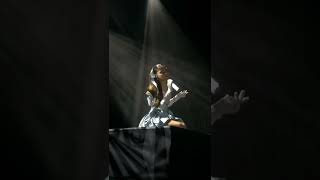 Madison Beer sings Selfish and takes a glance at me in San Francisco [upl. by Blase]