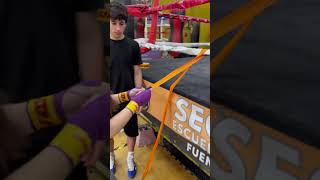 ENROLLAR VENDAS 👌💯🔥 boxeo vendas tutorial tips boxing parati boxingday boxinglife viral [upl. by Lindsay]