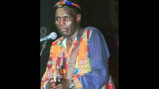 Oliver Mtukudzi  Bvongodza Muto [upl. by Hedveh593]