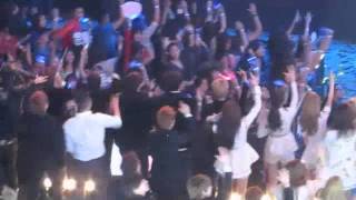 MAMA 2011  SNSDs reaction to Snoop Dogg amp Dr Dre [upl. by Enninaej775]