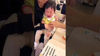 Cutebaby 🧚 Baby vaccine action at hospital 🏥 to funny I baby love cute family shots funny [upl. by Allin173]