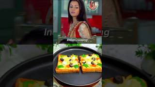 Gopi making bread pizza 🍕 shorts gopibahu rashi [upl. by Jacquette320]