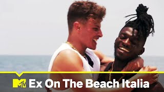 Ex On The Beach Italia 3 larrivo dei ragazzi single in spiaggia  Episodio 1 [upl. by Zulch]