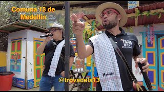 Trovadores de la Comuna 13 en Medellín  Las improvisaciones más geniales hecha canción trovadela13 [upl. by Devaj]