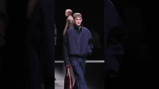 Défilé GUCCI Homme AutomneHiver 20242025  Milan Fashion Week [upl. by Araas404]