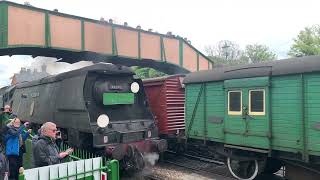 Ivatt 2mt tank 41312 passes through Ropley [upl. by Aiki]