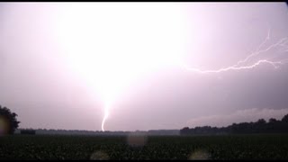 Schweres Unwetter mit Blitzen und Starkregen zieht über Niedersachsen [upl. by Dellora]